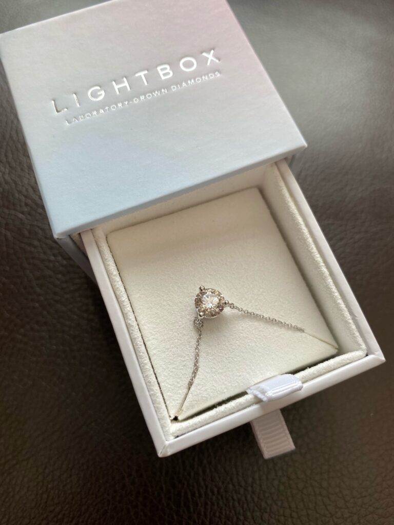 ライトボックス(Lightbox Jewelry)のラボグロウンダイヤモンドを買って 